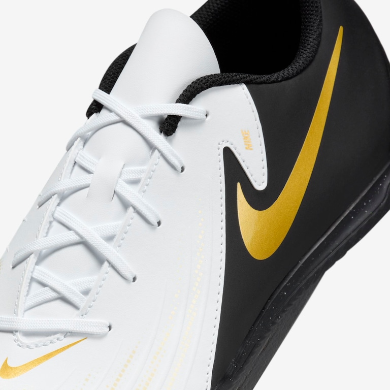 Chuteira Nike Phantom GX II Club Futsal - Foto 7