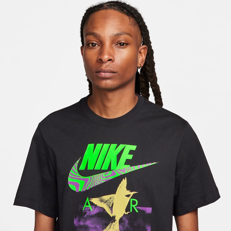 Camiseta Nike Sportswear Masculina - Foto 3