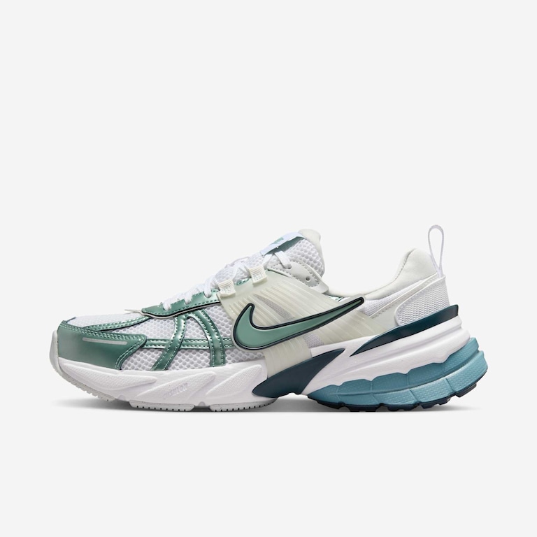 Tênis Nike V2K Run Feminino - Foto 1