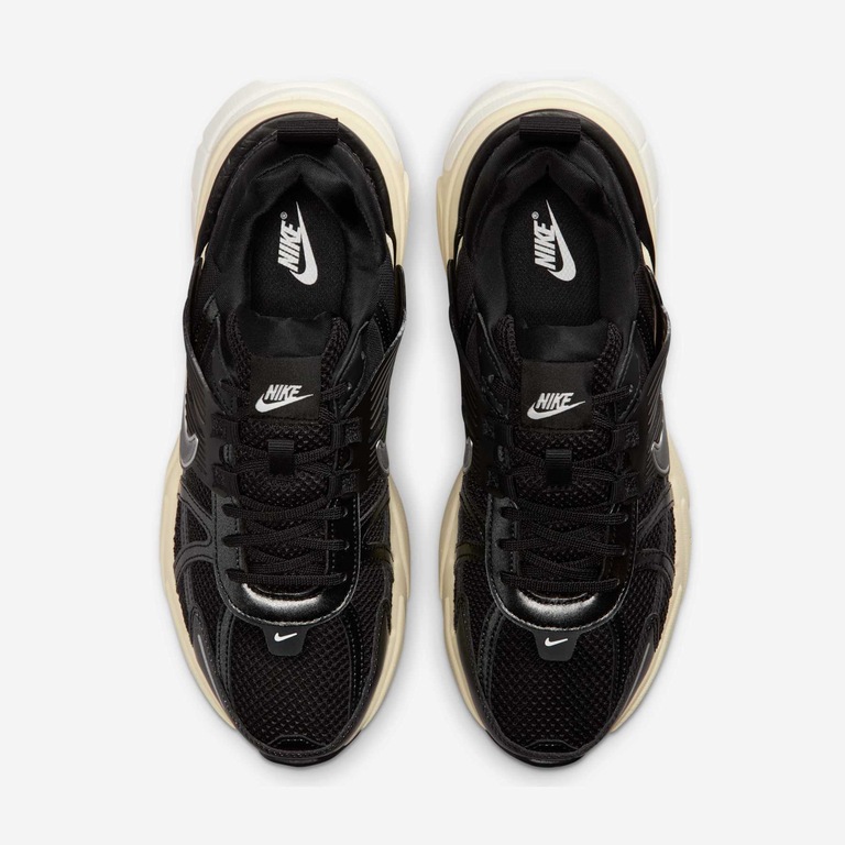 Tênis Nike V2K Run Feminino - Foto 4