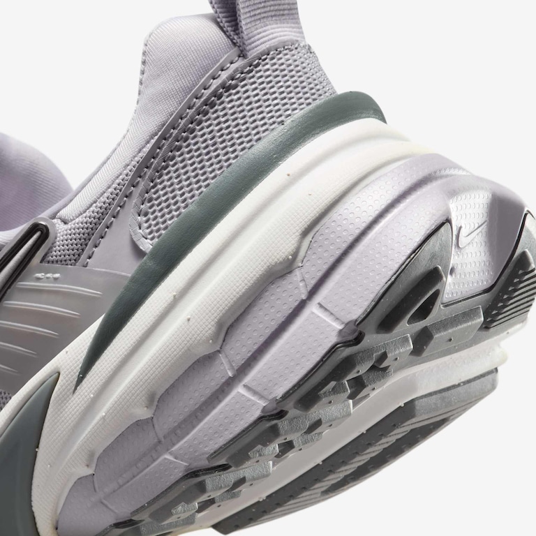 Tênis Nike V2K Run Feminino - Foto 8