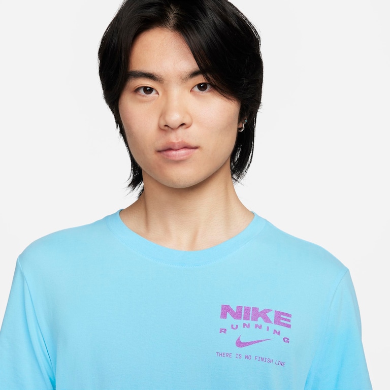 Camiseta Nike Running Track Club Masculina - Foto 3