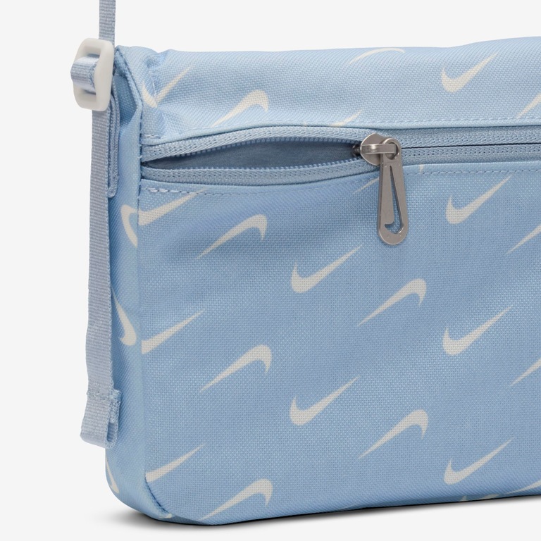 Bolsa Transversal Nike Sportswear Futura 365 Feminina - Foto 6