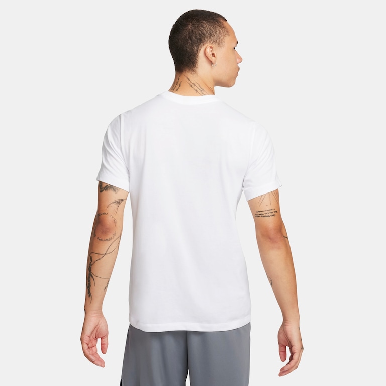 Camiseta Nike Dri-FIT Fitness Masculina - Foto 4