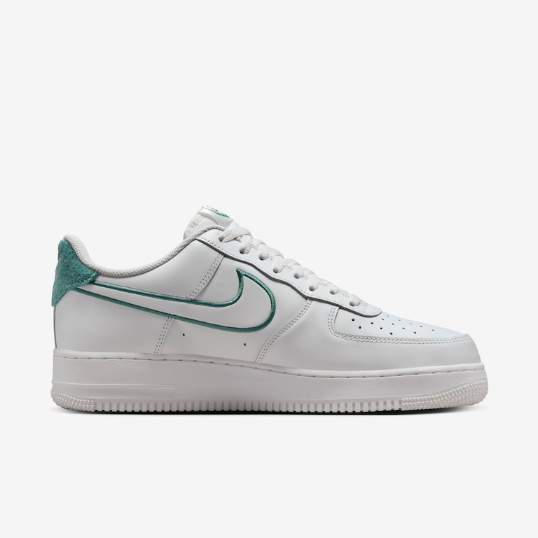 Tênis Nike Air Force 1 '07 LV8 Masculino - Foto 3