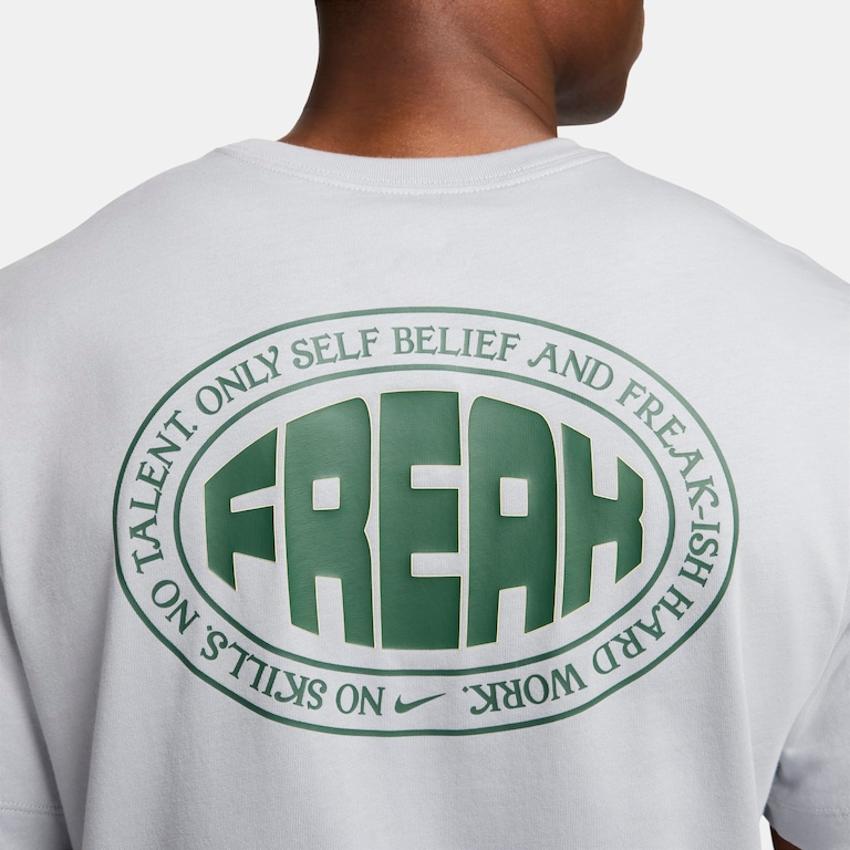 Camiseta Nike Giannis Masculina - Foto 4