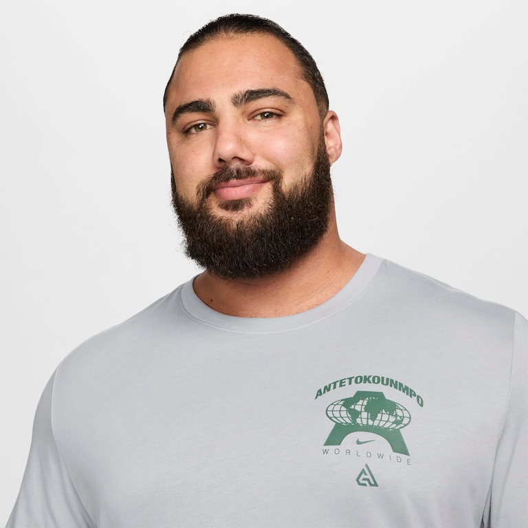 Camiseta Nike Giannis Masculina - Foto 9