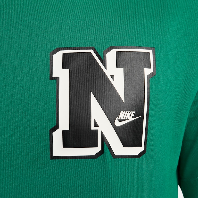 Camiseta Nike Sportswear Masculina - Foto 4