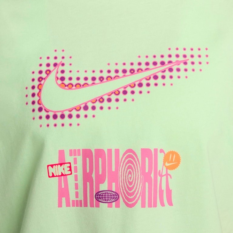 Camiseta Nike Sportswear Feminina - Foto 4