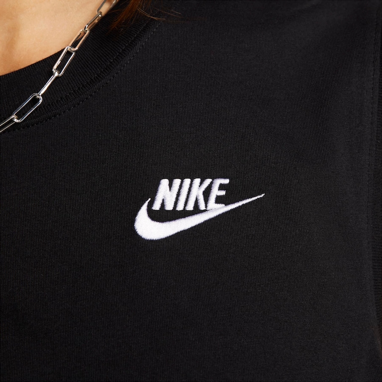 Regata Nike Sportswear Essential Feminina - Foto 3