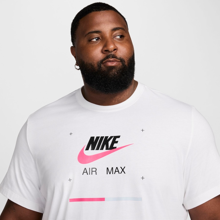 Camiseta Nike Sportswear Masculina - Foto 7