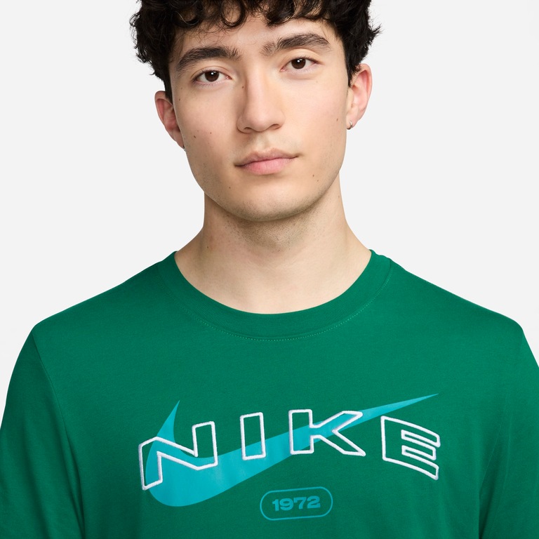 Camiseta Nike Sportswear Masculina - Foto 2