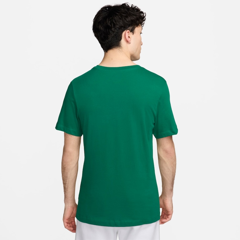 Camiseta Nike Sportswear Masculina - Foto 4