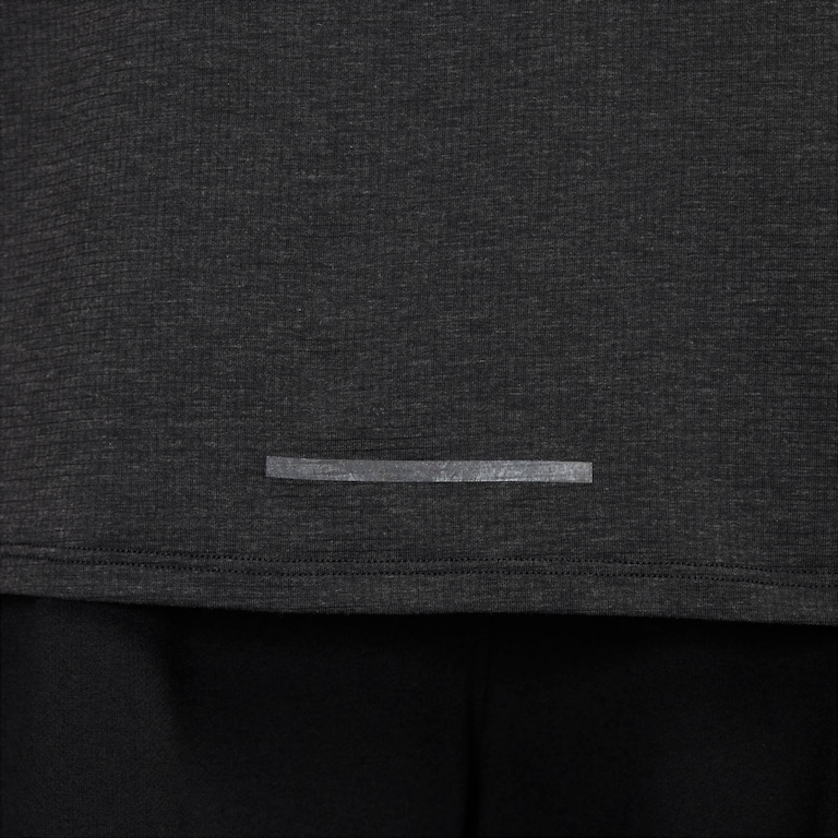 Camiseta Nike Dri-FIT Rise 365 Masculina - Foto 6