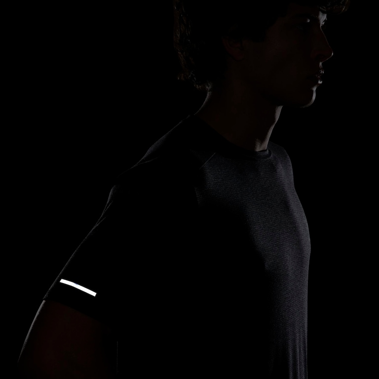 Camiseta Nike Dri-FIT Rise 365 Masculina - Foto 10