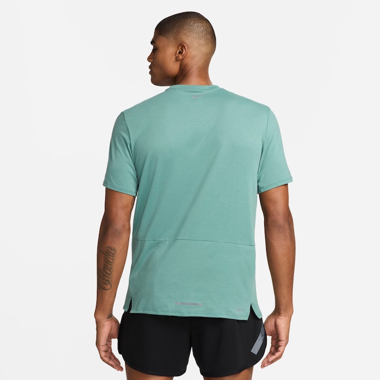 Camiseta Nike Dri-FIT Rise 365 Masculina - Foto 2