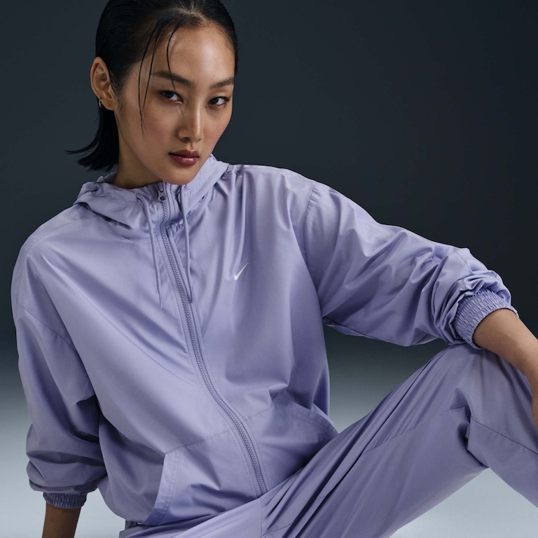 Jaqueta Nike Sportswear Essential Feminina - Foto 3