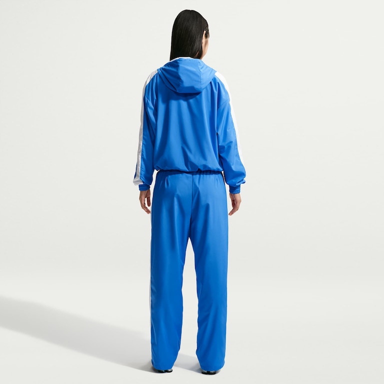 Jaqueta Nike Sportswear Essential Feminina - Foto 5
