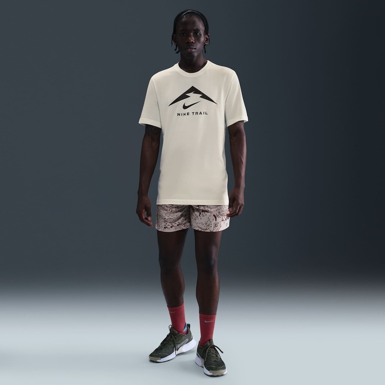 Camiseta Nike Dri-FIT Trail Masculina - Foto 4