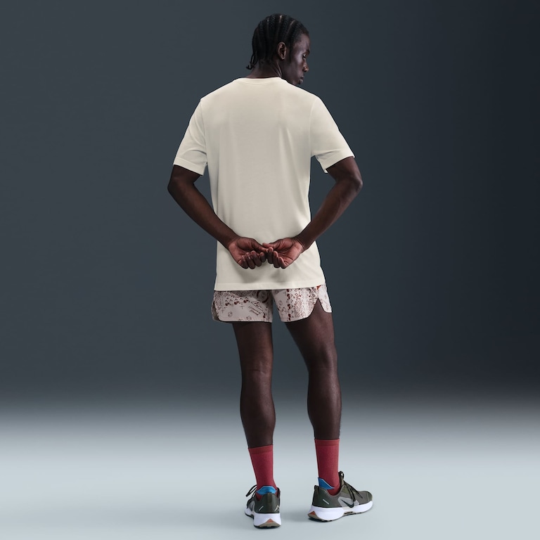 Camiseta Nike Dri-FIT Trail Masculina - Foto 5