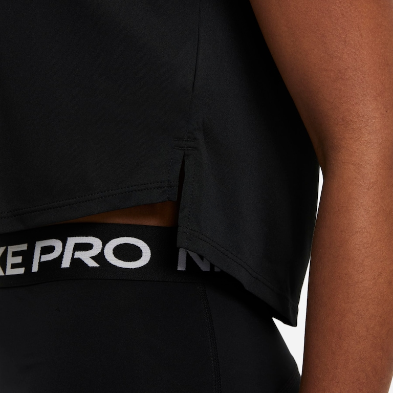 Camiseta Nike Dri-FIT One Croped Feminina - Foto 4