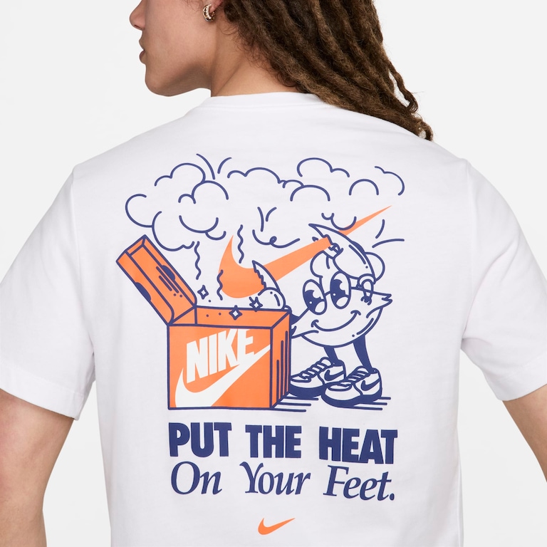 Camiseta Nike Sportswear Masculina - Foto 5