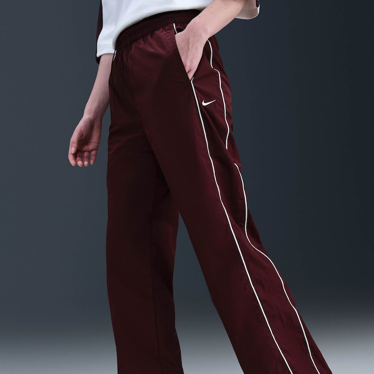 Calça Nike Sportswear Woven Feminina - Foto 2