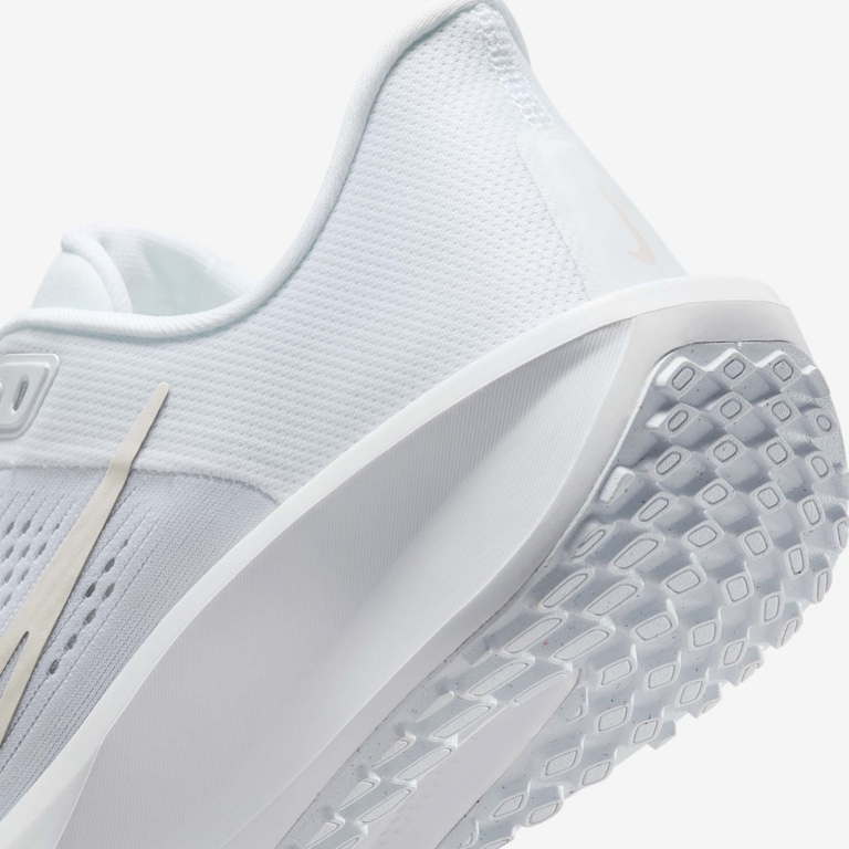 Tênis Nike Quest 6 Feminino - Foto 8