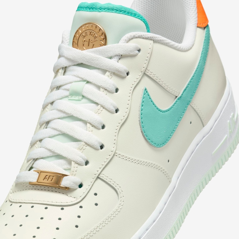 Tênis Nike Air Force 1 '07 LE Masculino - Foto 6