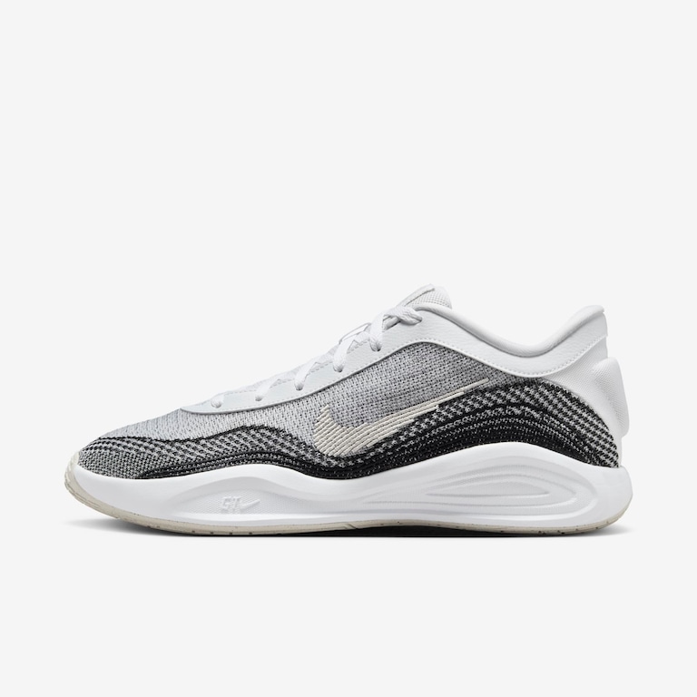 Tênis Nike Team Hustle Academy Masculino - Foto 1