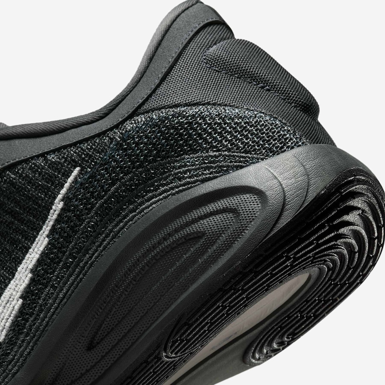 Tênis Nike Team Hustle Academy Masculino - Foto 8