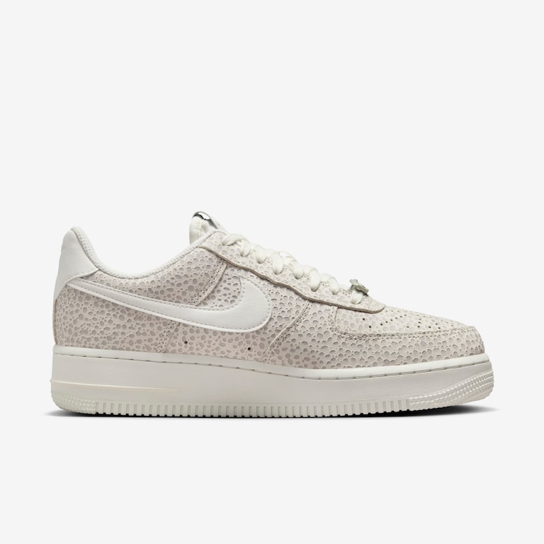 Tênis Nike Air Force 1 '07 PRM Olympic Feminino - Foto 2