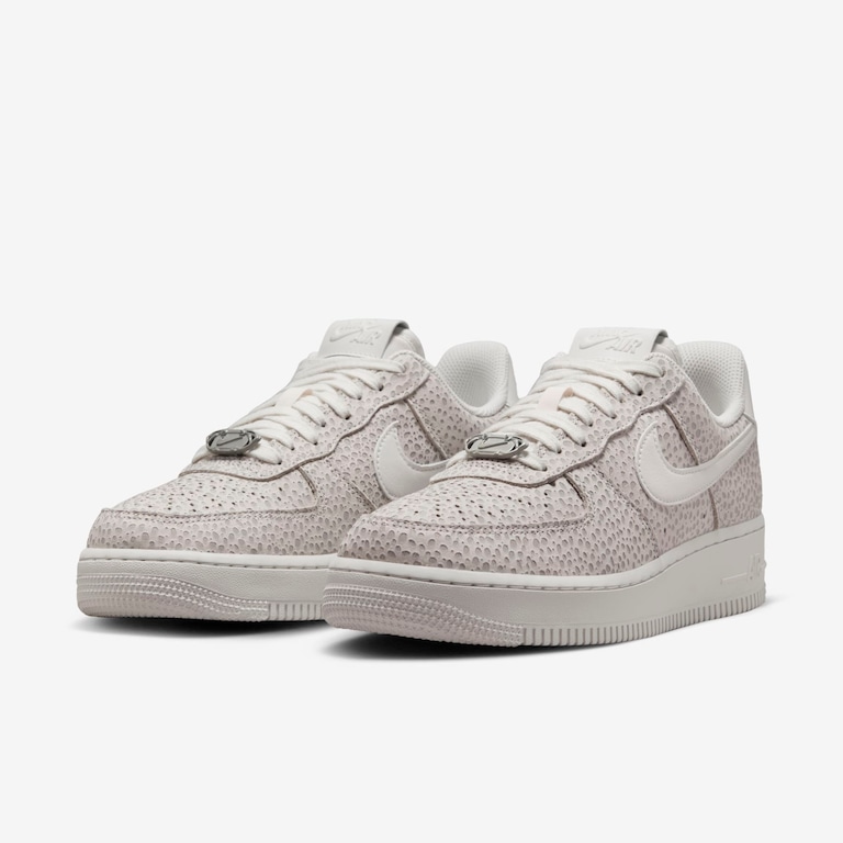 Tênis Nike Air Force 1 '07 PRM Olympic Feminino - Foto 4