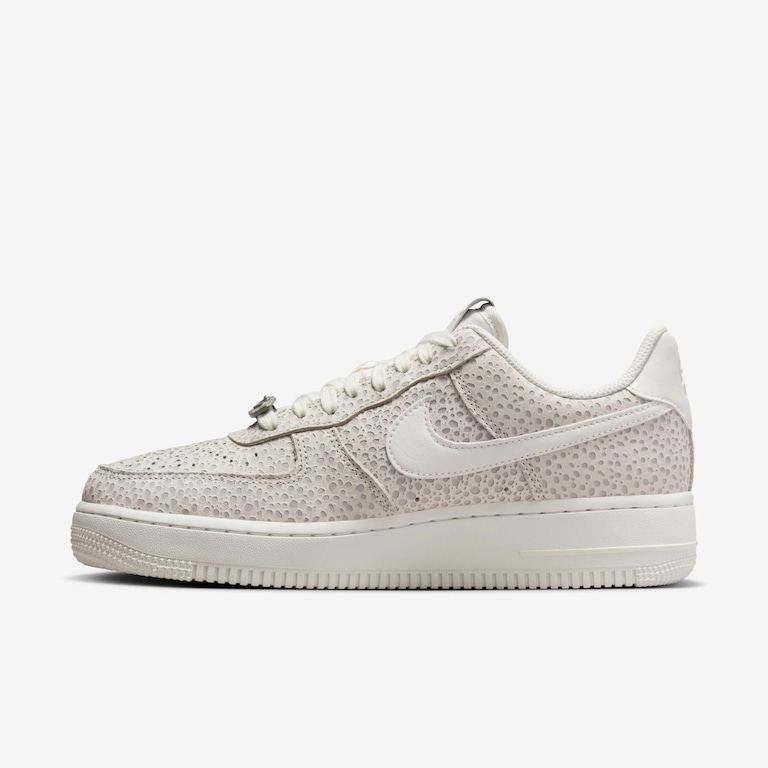 Tênis Nike Air Force 1 '07 PRM Olympic Feminino - Foto 1