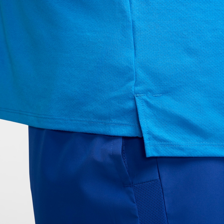 Camiseta Nike Dri-FIT Rise 365 Masculina - Foto 12