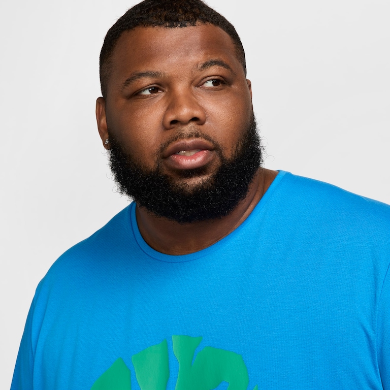 Camiseta Nike Dri-FIT Rise 365 Masculina - Foto 10