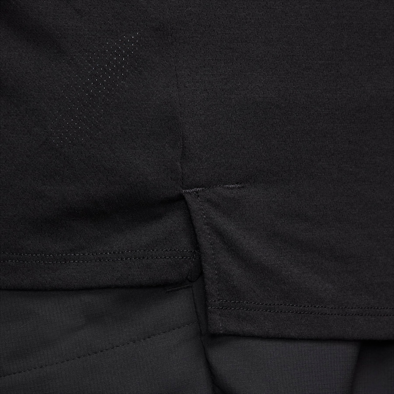 Camiseta Nike Dri-FIT Rise 365 Masculina - Foto 13