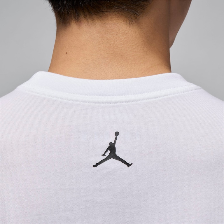 Camiseta Jordan Essentials Crew Masculina - Foto 3