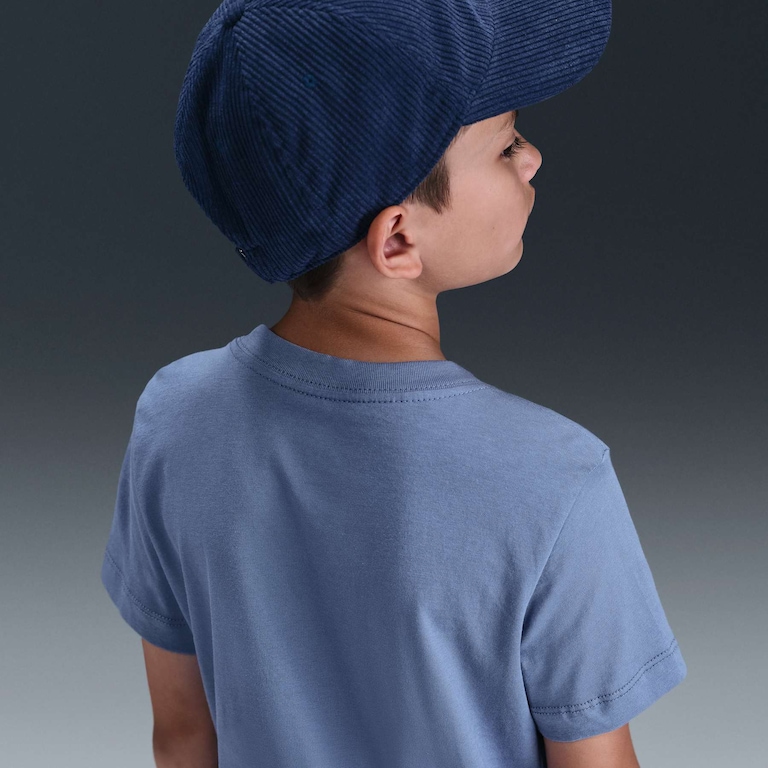 Camiseta Nike Sportswear Futura Infantil - Foto 2