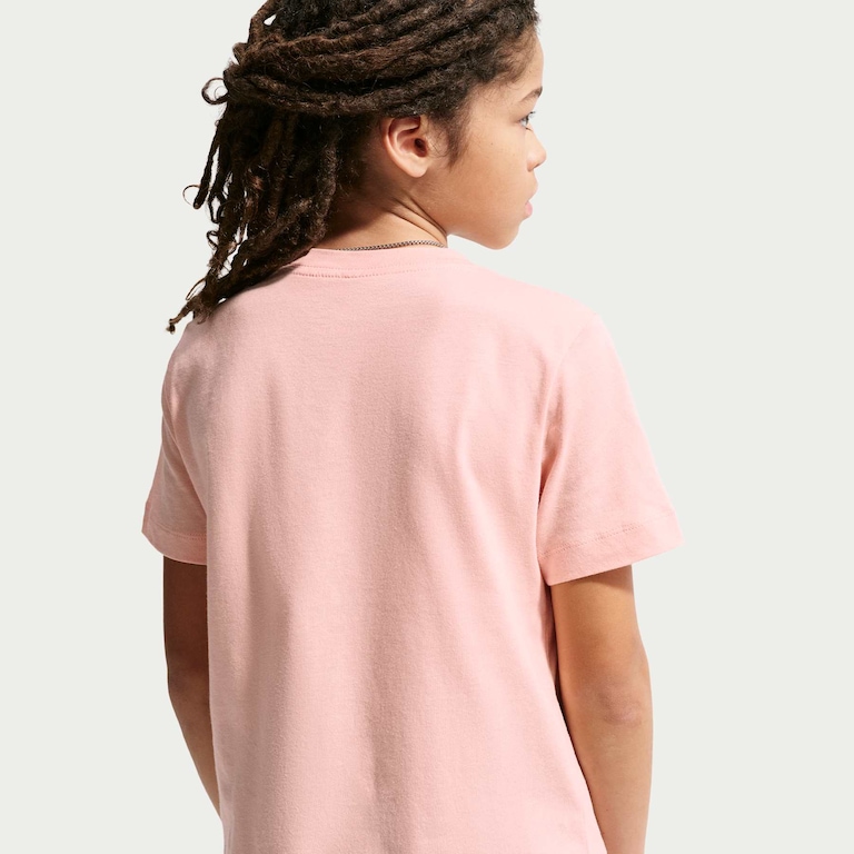 Camiseta Nike Sportswear Futura Infantil - Foto 2