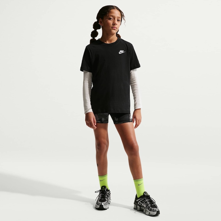 Camiseta Nike Sportswear Futura Infantil - Foto 4