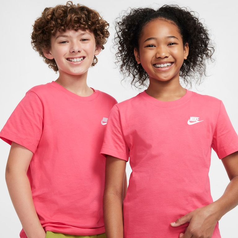 Camiseta Nike Sportswear Futura Infantil - Foto 3