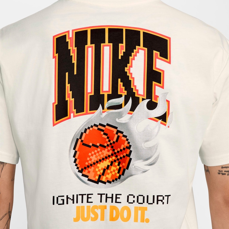 Camiseta Nike Dri-FIT Max90 Masculina - Foto 4