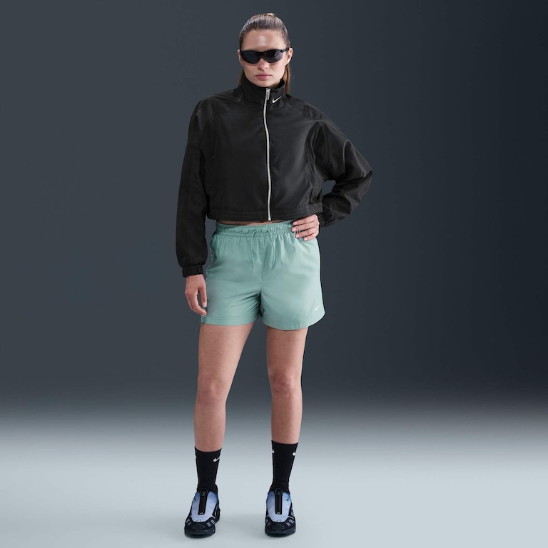 Shorts Nike Sportswear Essentials Woven Feminino - Foto 1