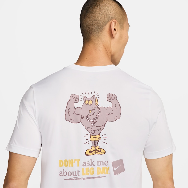 Camiseta Nike Dri-FIT Legend Masculina - Foto 3