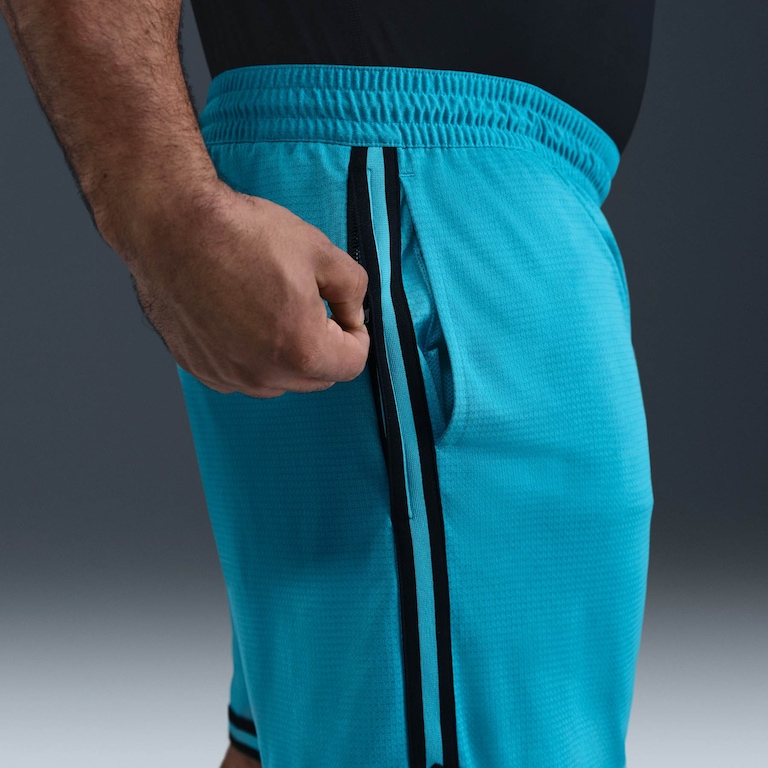 Shorts Nike DNA 8IN Masculino - Foto 8