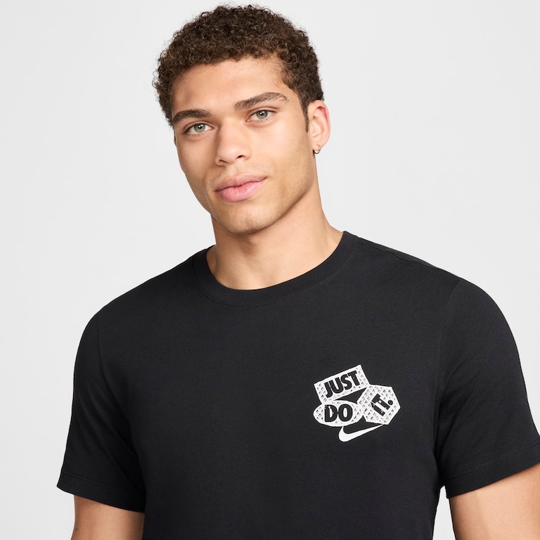 Camiseta Nike Gym Club Masculina - Foto 3