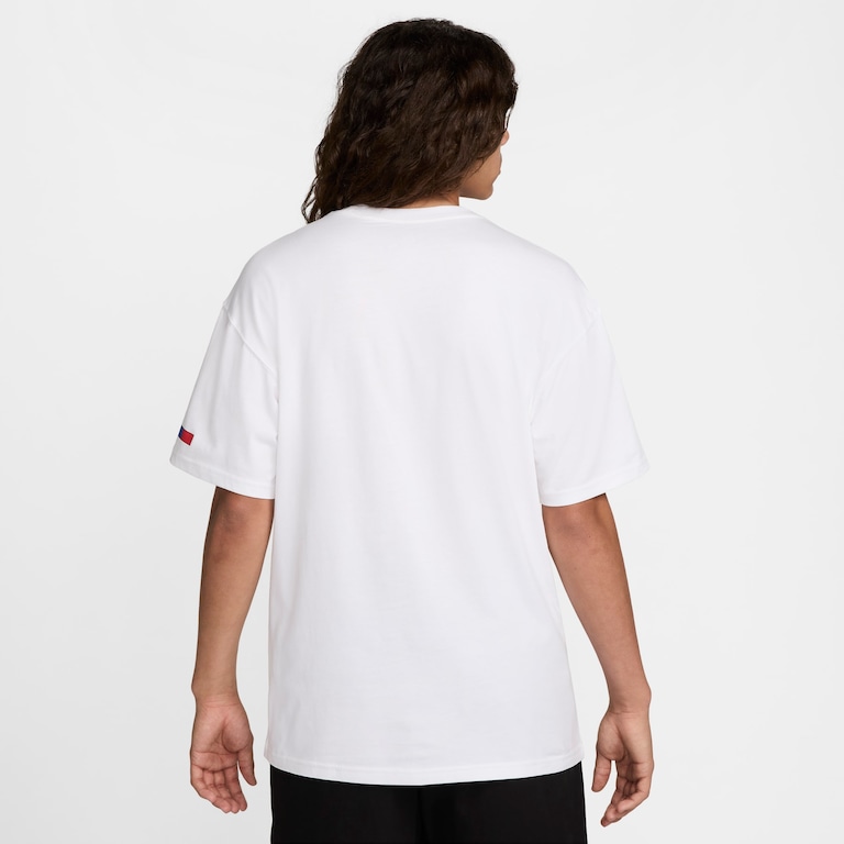 Camiseta Nike Sportswear "Tour de Nike" Masculina - Foto 2