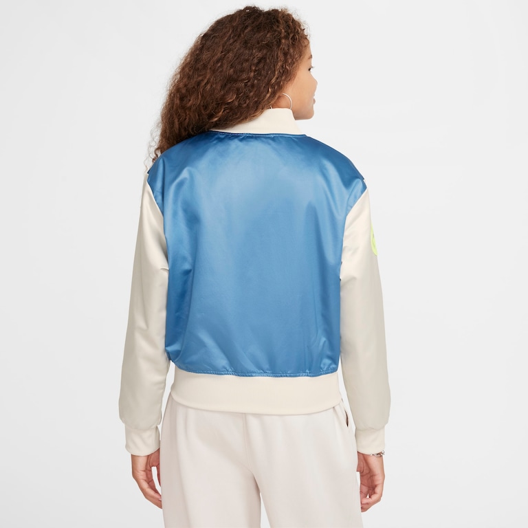 Jaqueta Nike Sportswear Varsity Infantil - Foto 2