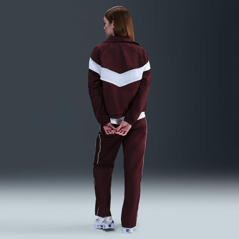 Jaqueta Nike Sportswear Woven Feminina - Foto 5